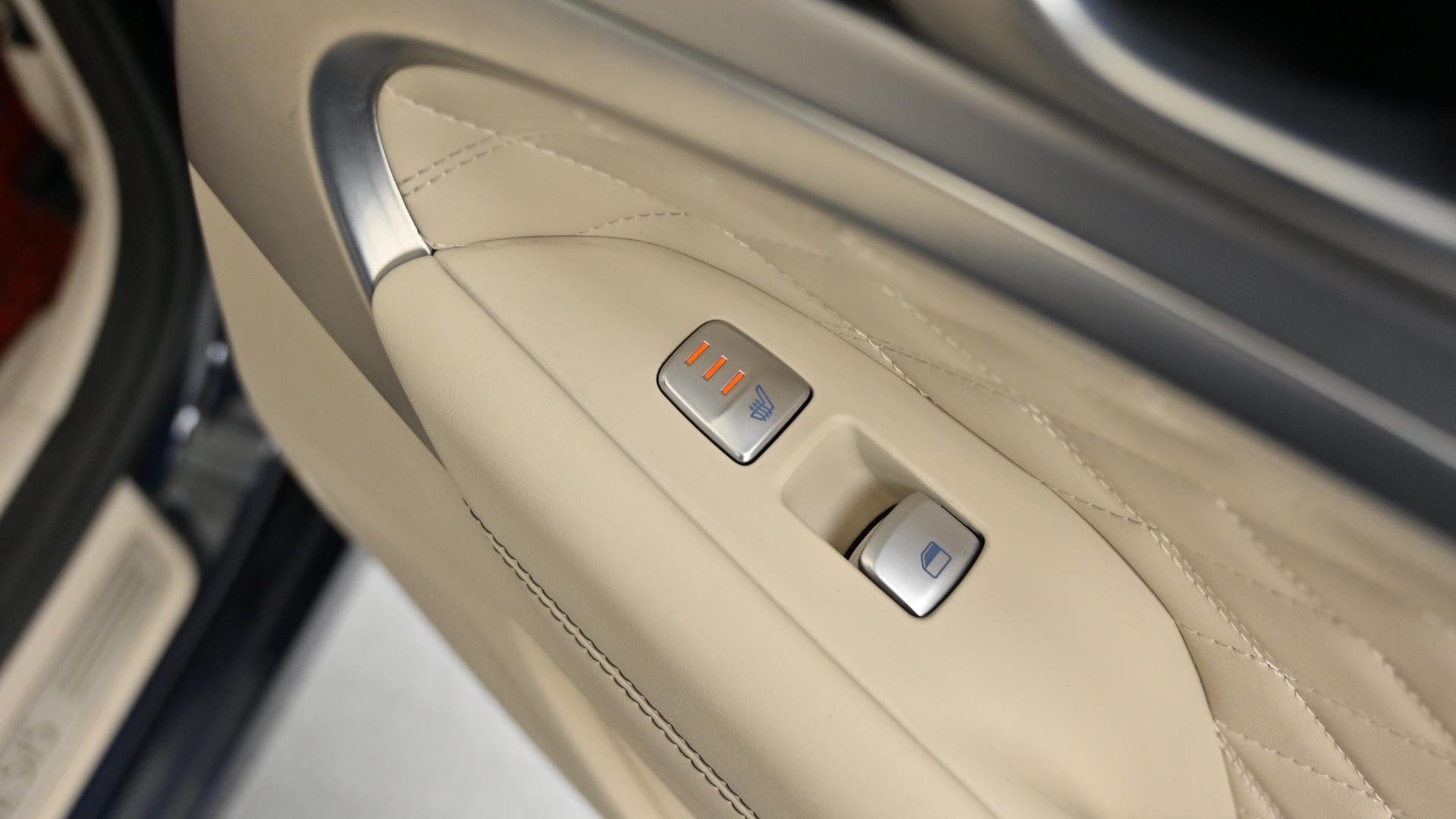 Genesis G70 — miniaturë 16