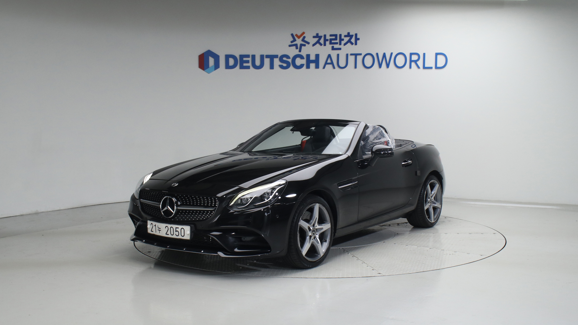 Mercedes-Benz SLC-klasse SLC200 — foto 1