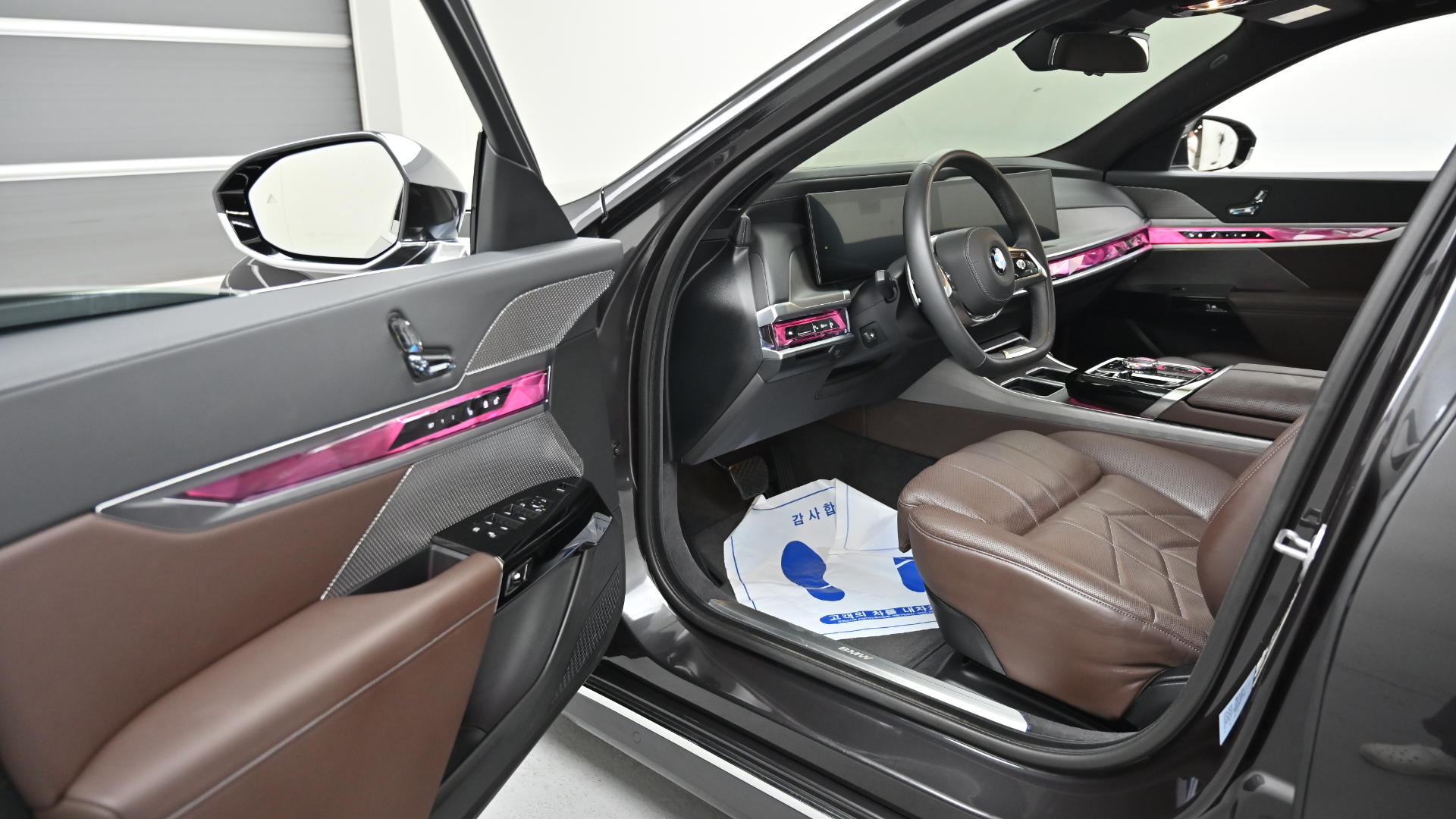 BMW 7er — miniaturë 11