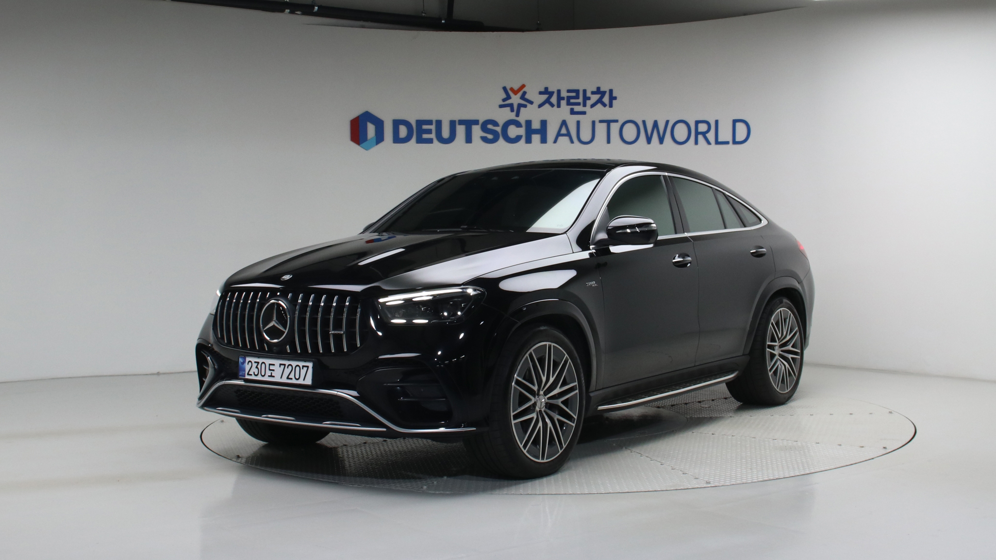 Mercedes-Benz GLE AMG GLE53 4MATIC+ 쿠페 — foto 1