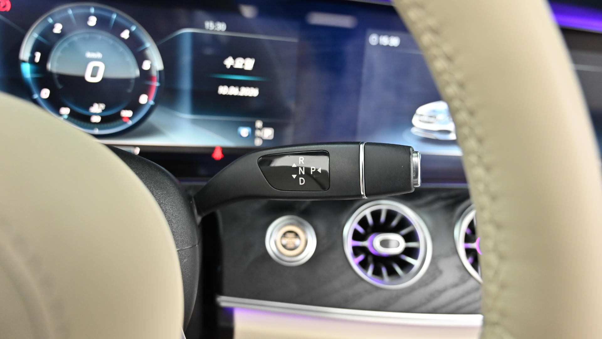 Mercedes-Benz E-klasse — miniaturë 9