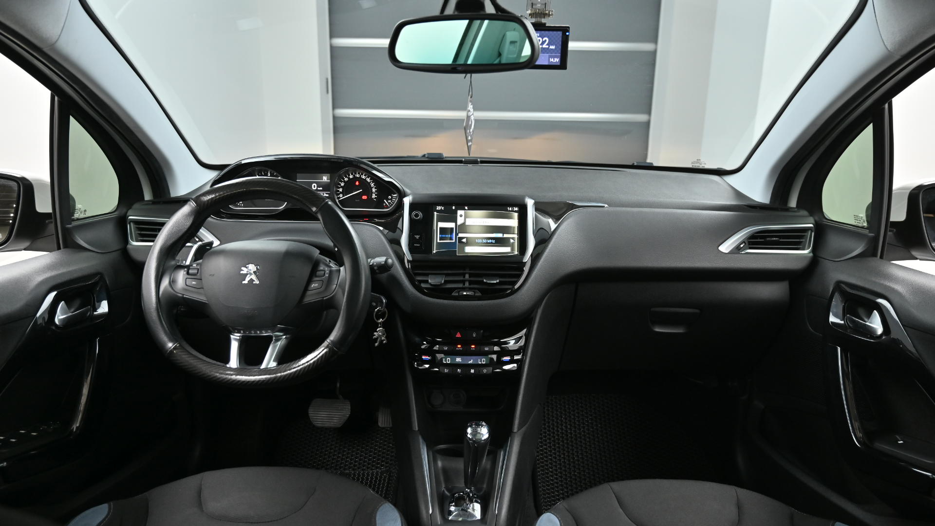 Peugeot 208 1.6 E-HDi Eco 5-door