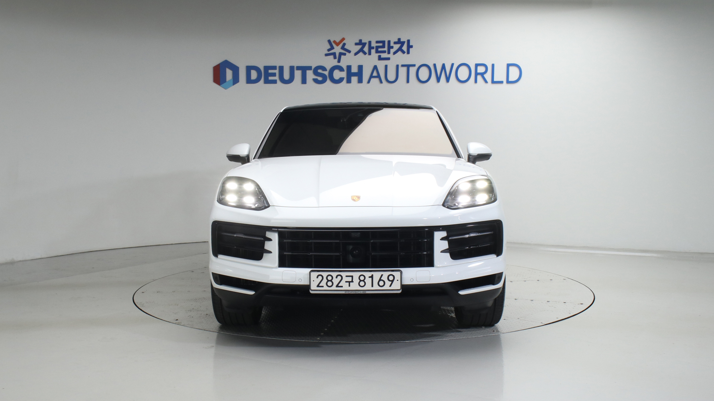 Porsche Cayenne — miniaturë 3