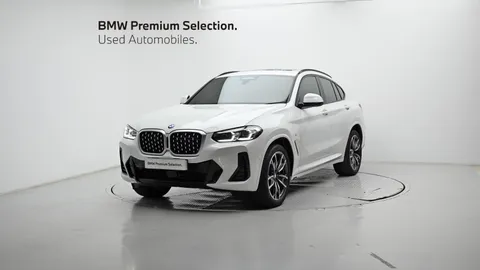 차량 이미지: BMW X4 (G02)