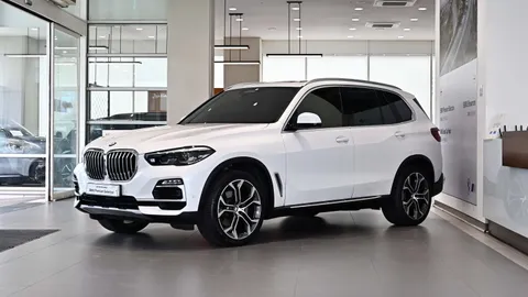 차량 이미지: BMW X5 (G05)