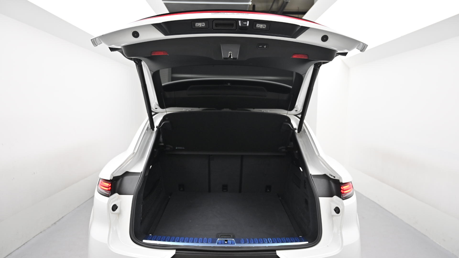 Porsche Cayenne — miniaturë 19