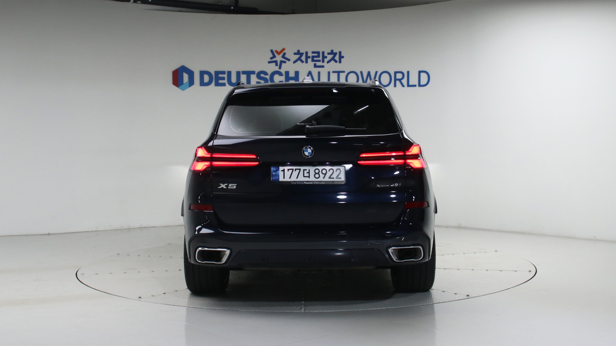 BMW X5 — miniaturë 4