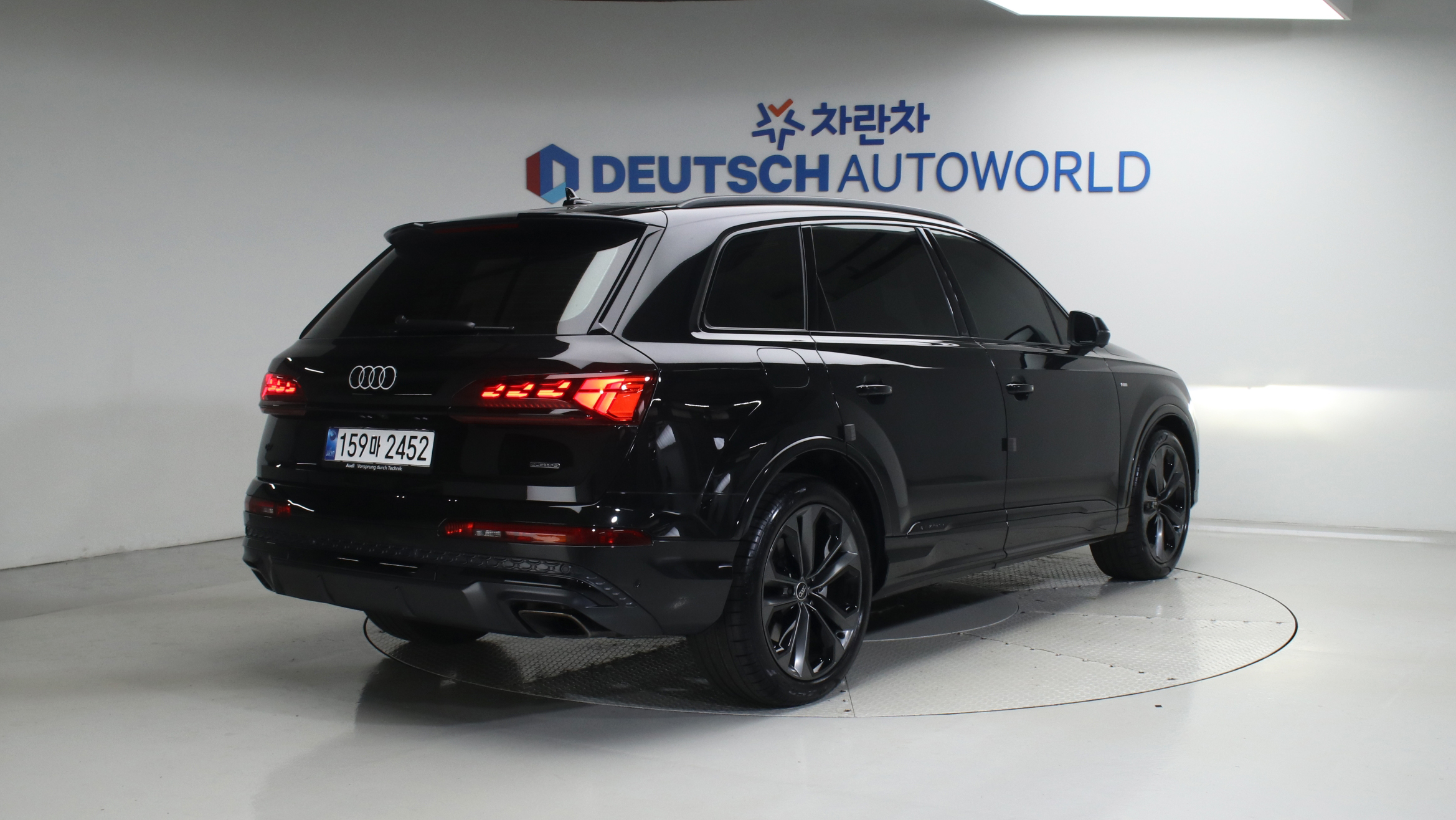 Audi Q7 — miniaturë 2