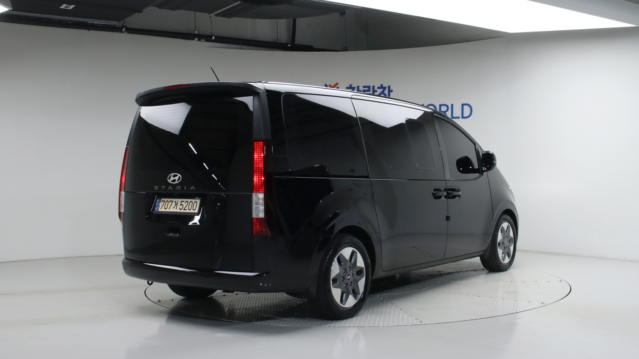 Hyundai Staria — miniaturë 2