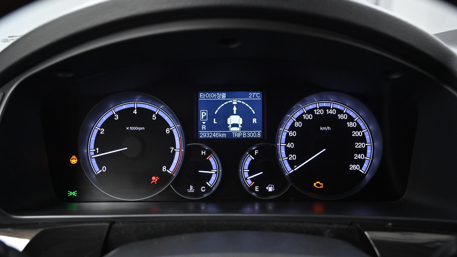 KGM (Ssangyong) Chairman W CW700 4TRONIC No Detailed Rating