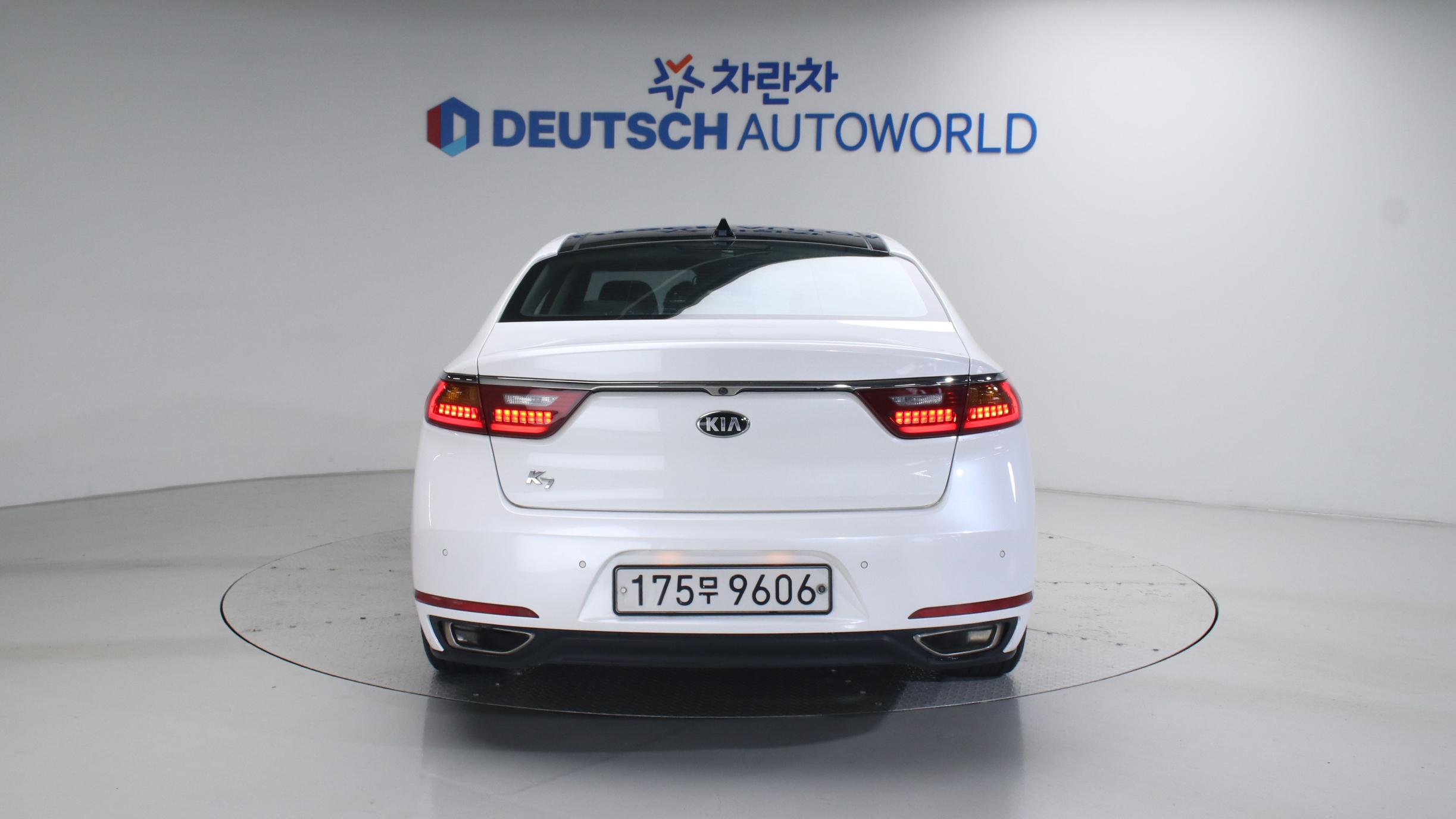 Kia K7 — miniaturë 4