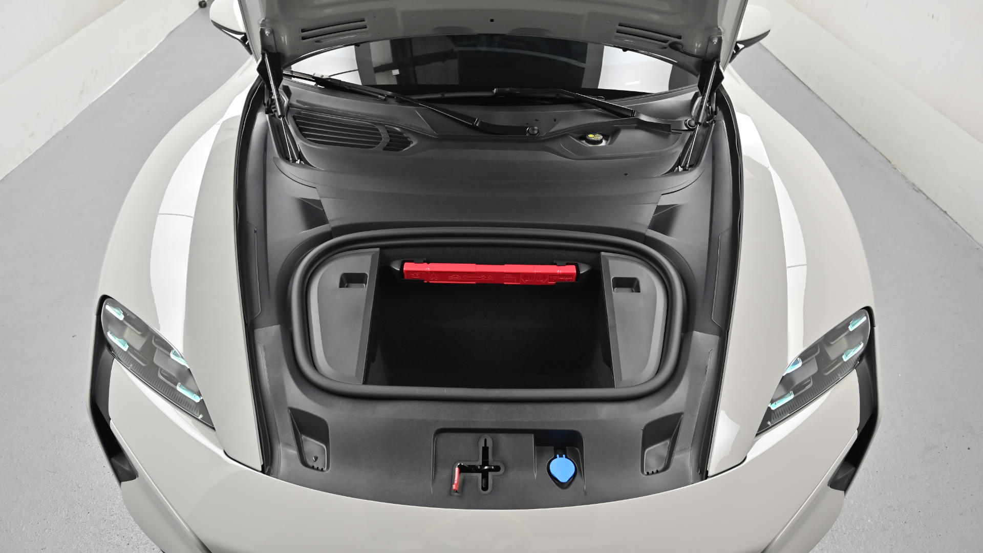 Porsche Taycan — miniaturë 6
