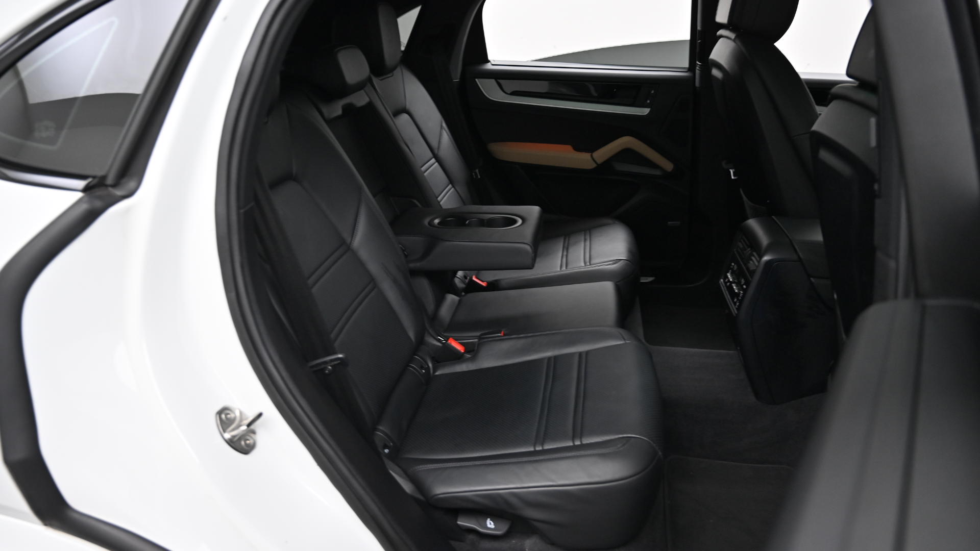 Porsche Cayenne — miniaturë 12