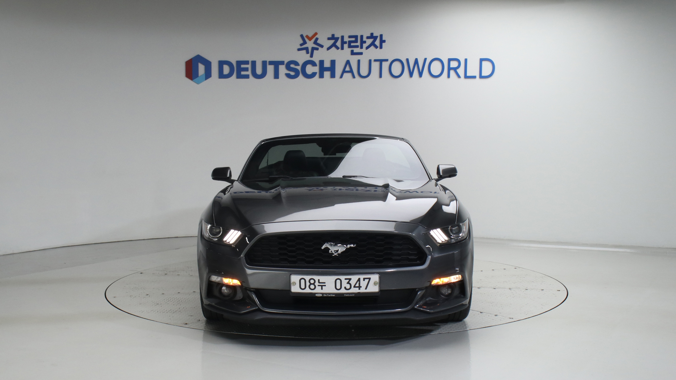 Ford Mustang — miniaturë 3