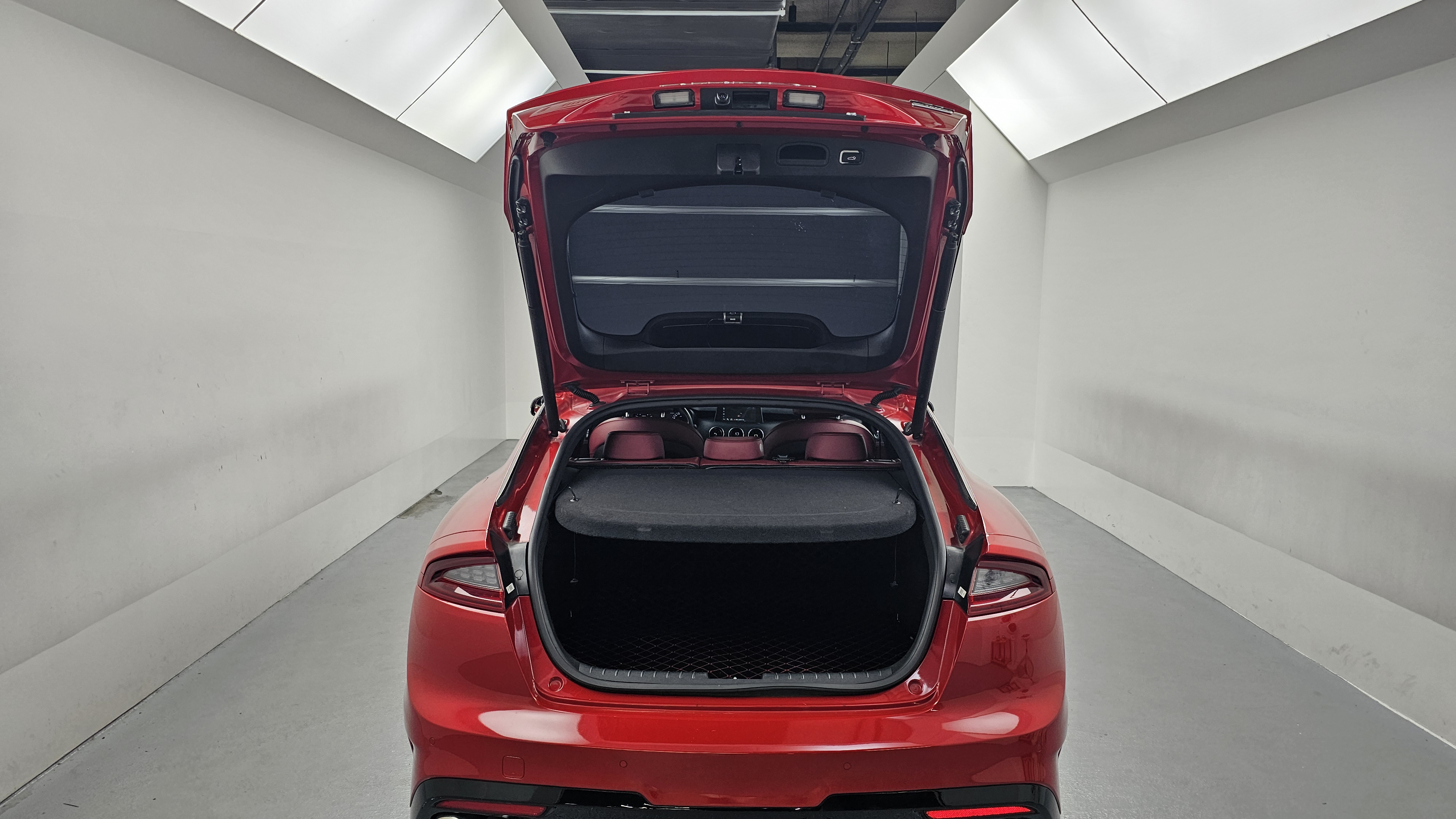 Kia Stinger — miniaturë 37