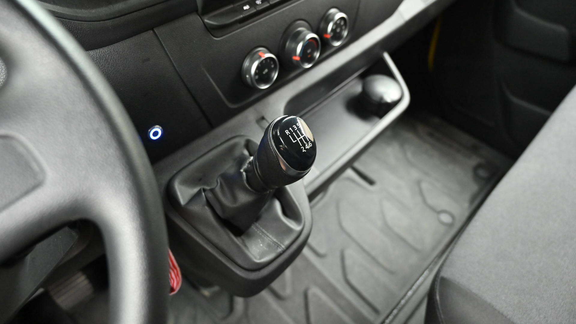 Renault Korea (Samsung) Master Child Protection Car