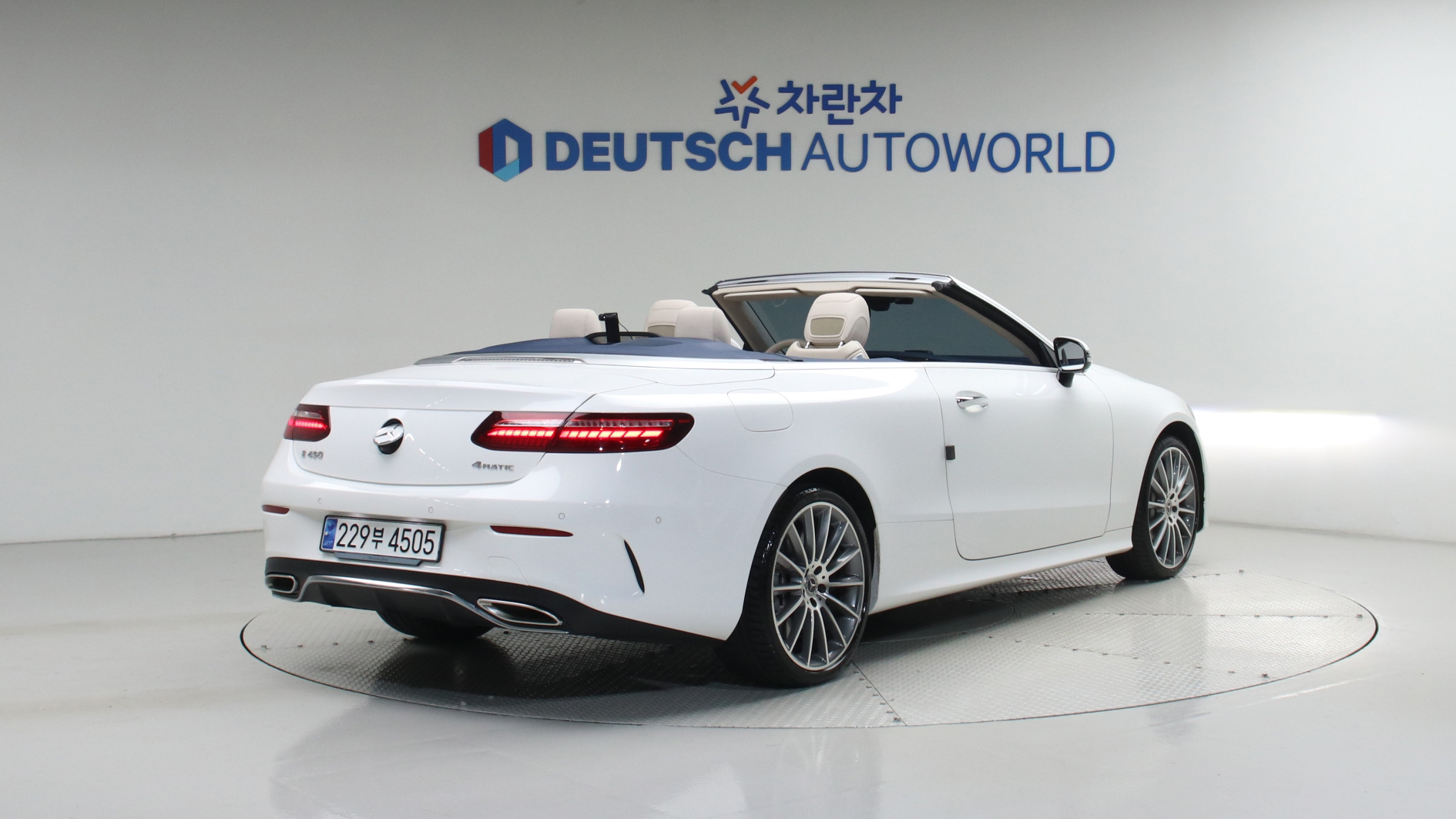 Mercedes-Benz E-klasse — miniaturë 2