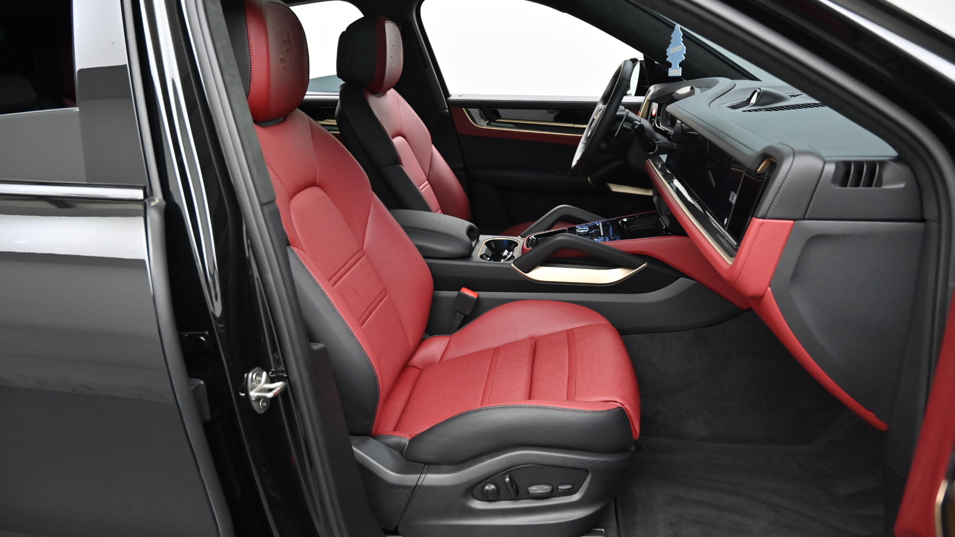 Porsche Cayenne — miniaturë 10
