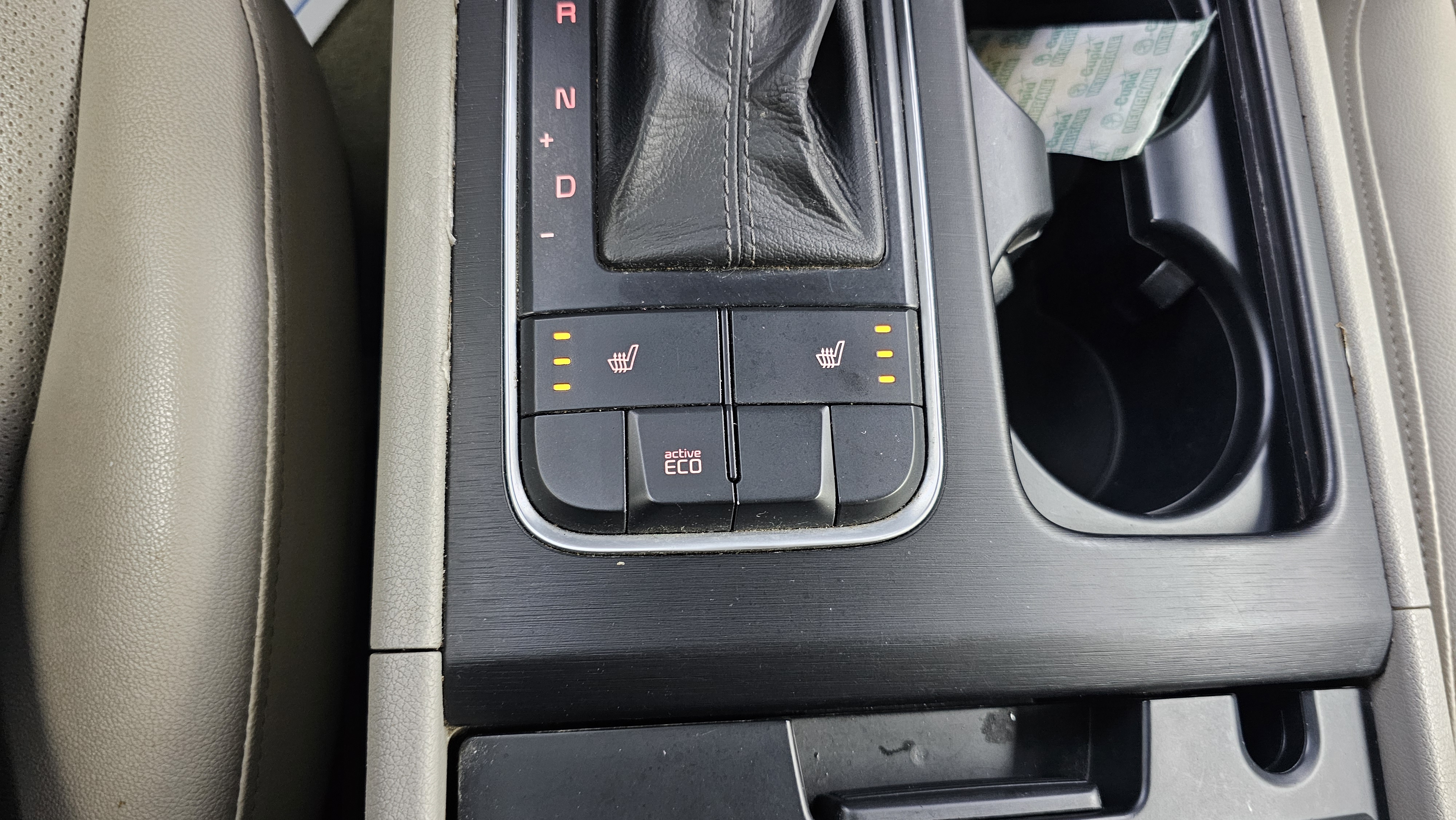 Kia Carnival — miniaturë 17