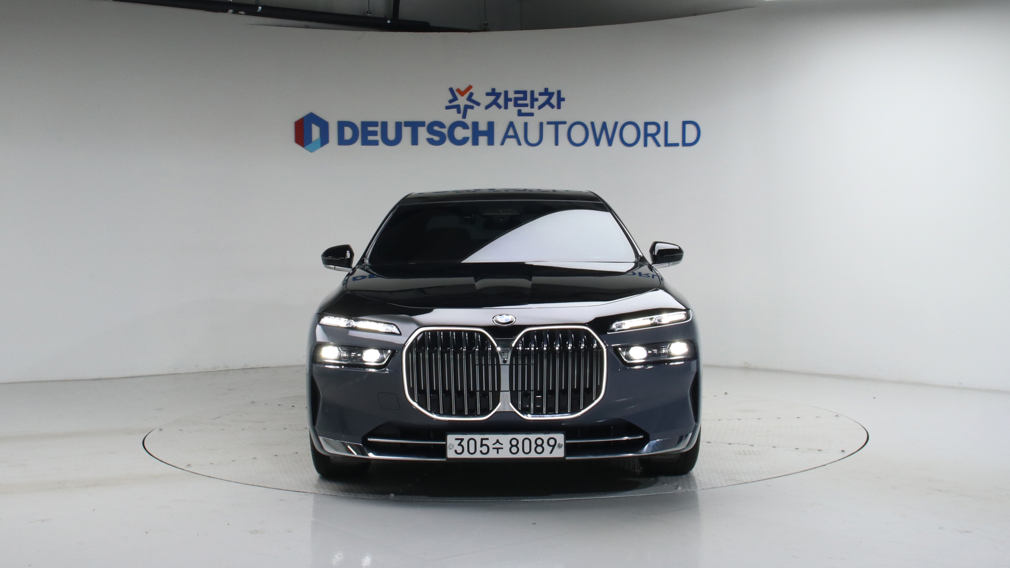 BMW 7er — miniaturë 3