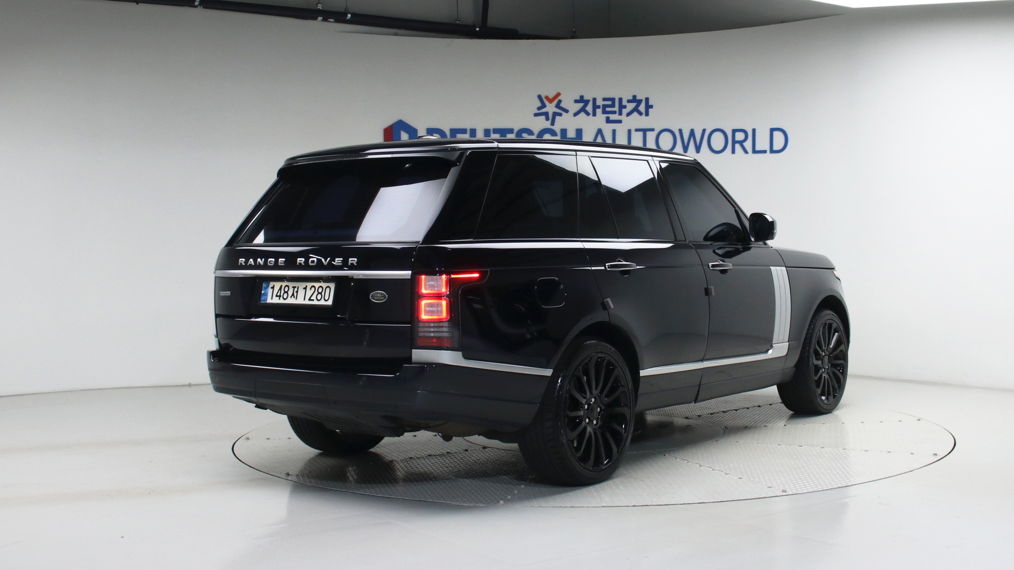 Land Rover Range Rover — miniaturë 21