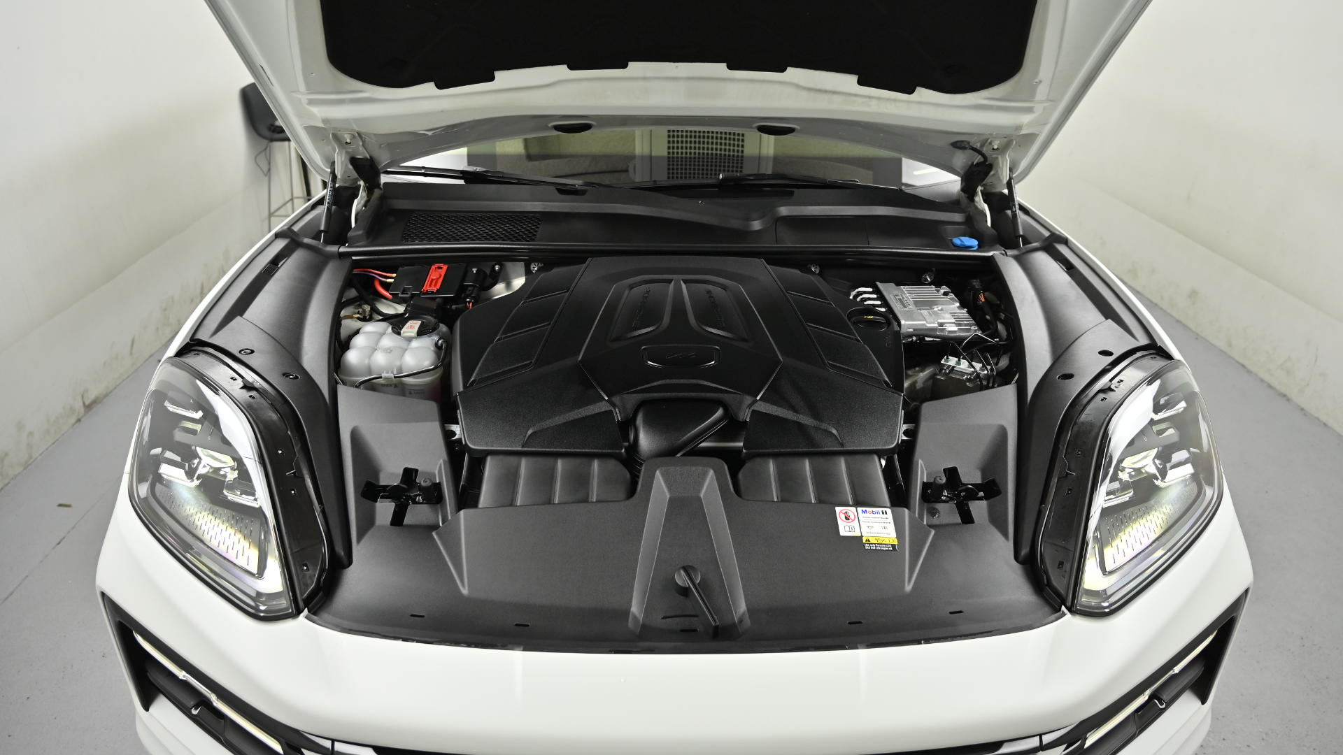 Porsche Cayenne — miniaturë 6