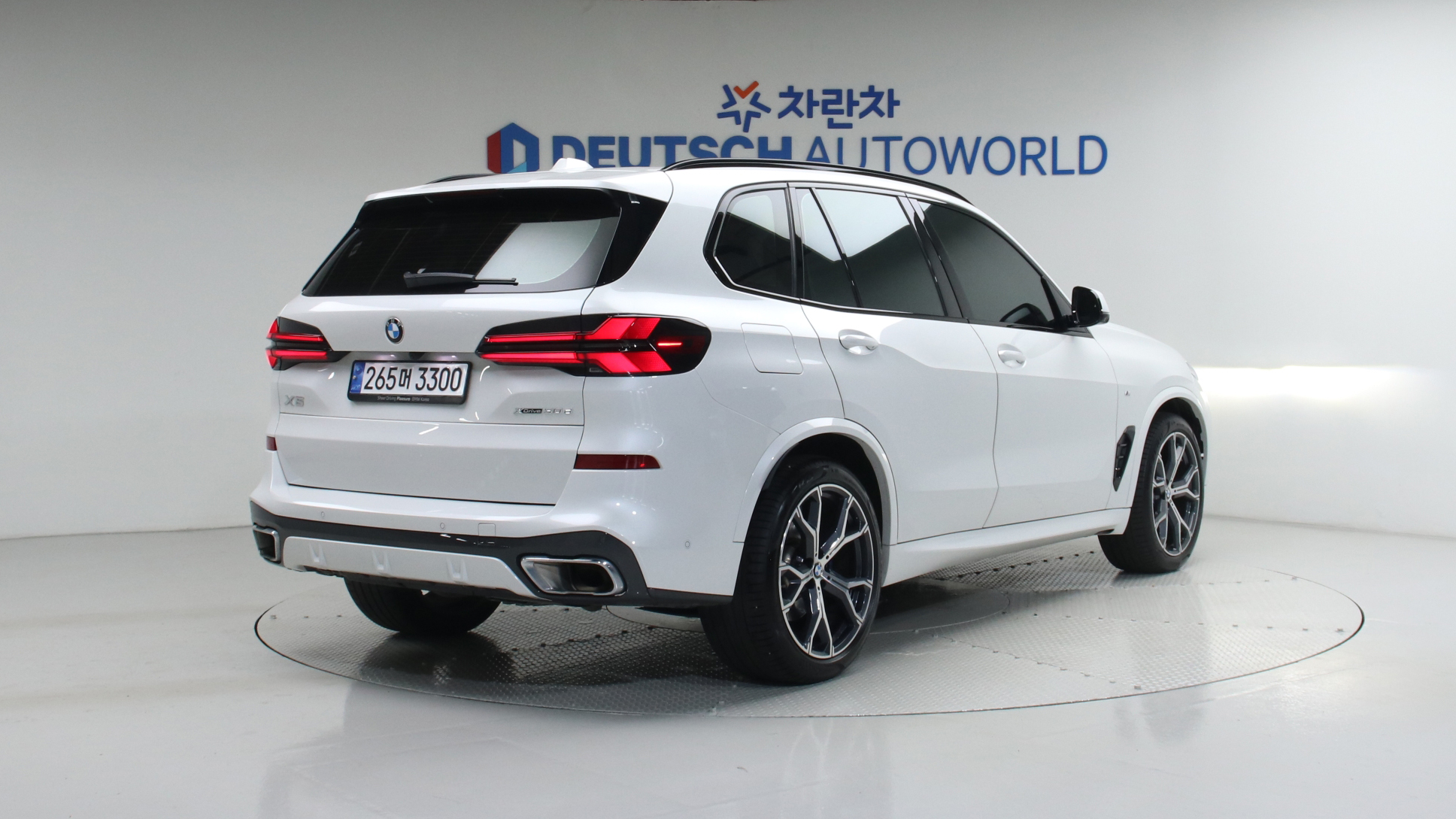 BMW X5 — miniaturë 2