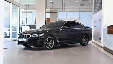 차량 이미지: BMW 5시리즈 (G30)