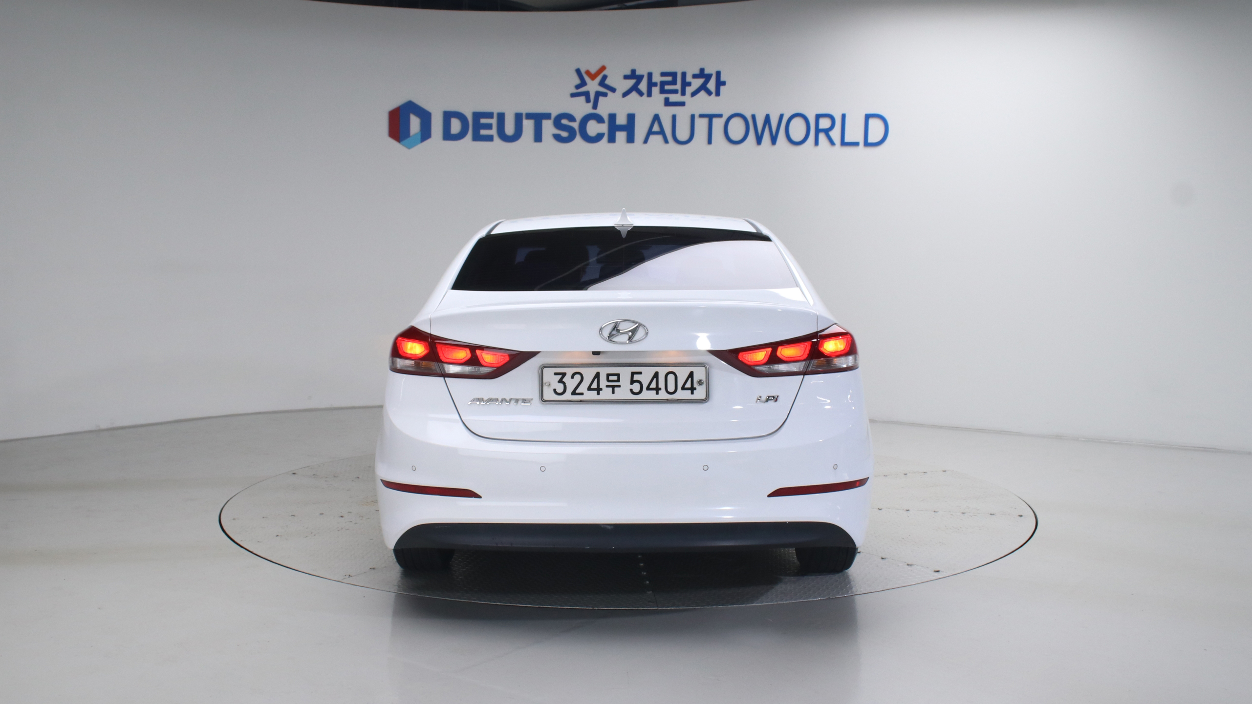 Hyundai Avante — miniaturë 4