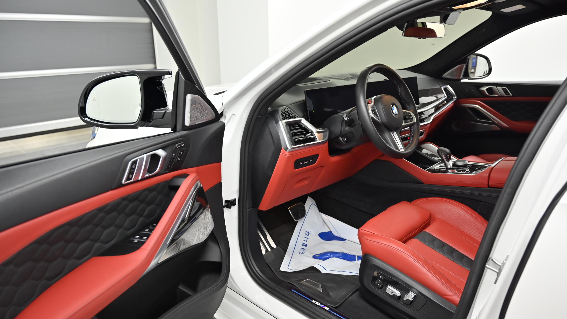 BMW X6 M — miniaturë 11
