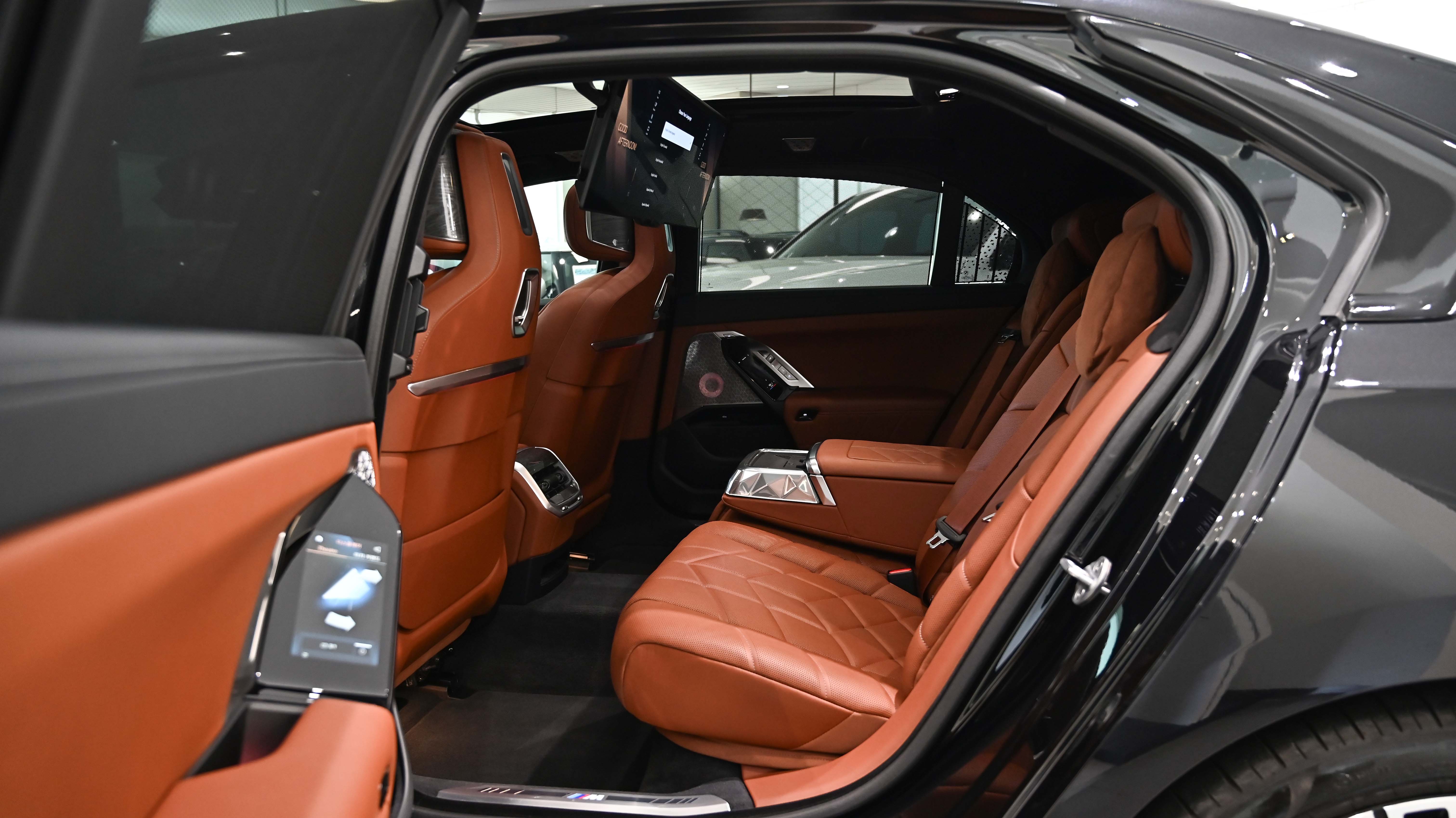 BMW i7 — miniaturë 10