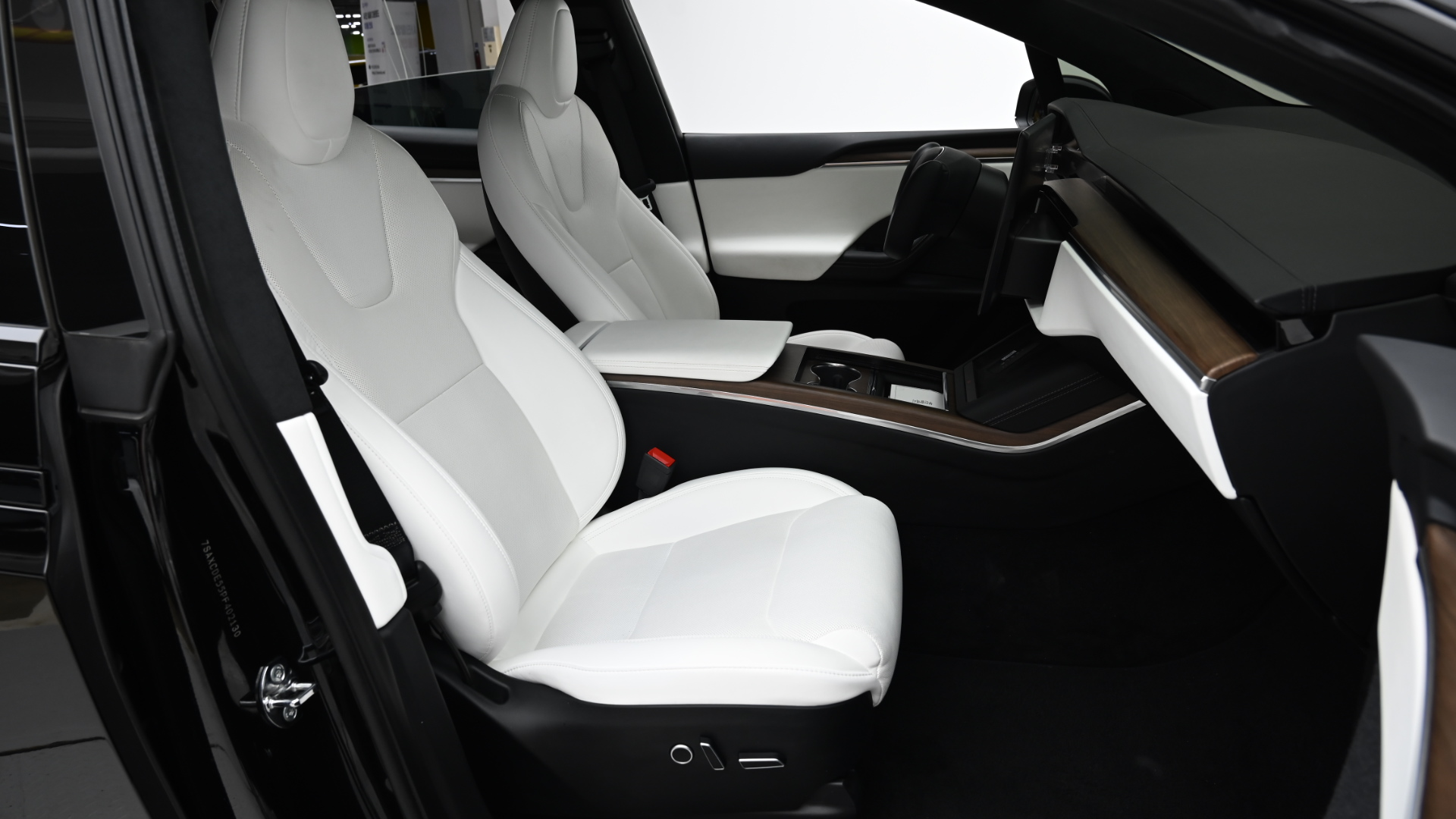 Tesla Model X — miniaturë 10